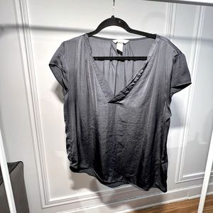 SILK GREY BLOUSE // H&M // US12 🖤